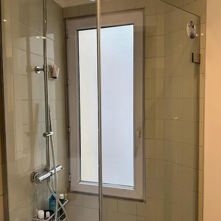 Magnifique Dans Le Quartier De Ternes Apartment